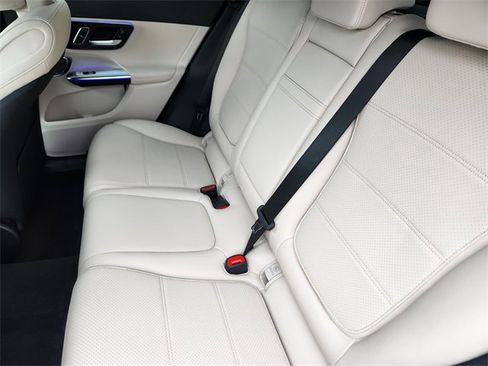 New 2026 Mercedes-Benz GLC 300 4MATIC image 12