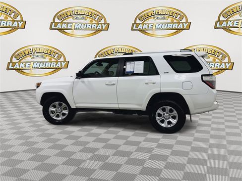 Used 2022 Toyota 4Runner SR5 image 8