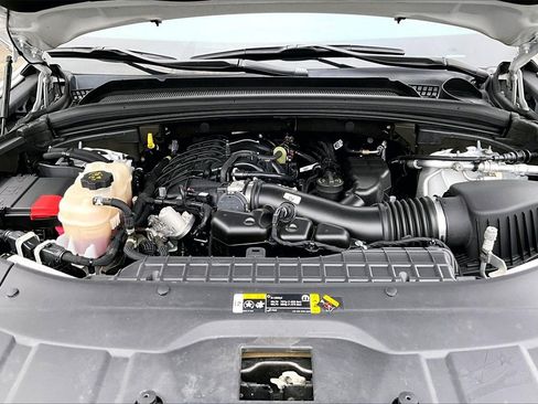 Used 2021 Jeep Grand Cherokee L Laredo image 36