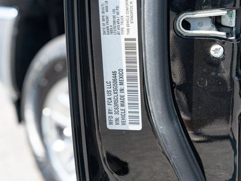 Used 2025 RAM 2500 Tradesman AWD/4WD image 9
