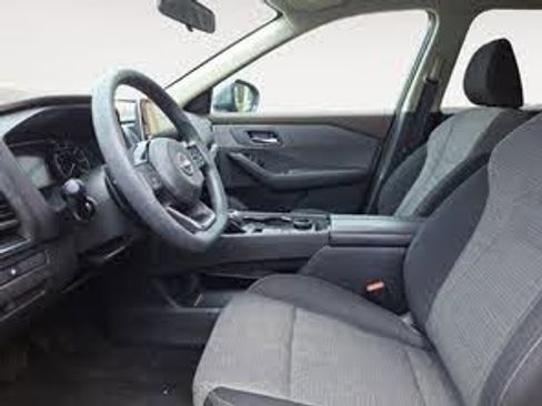 Used 2023 Nissan Rogue SV AWD/4WD image 7