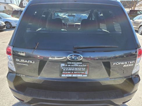 Used 2011 Subaru Forester 2.5X Premium w/ All-Weather Pkg image 8