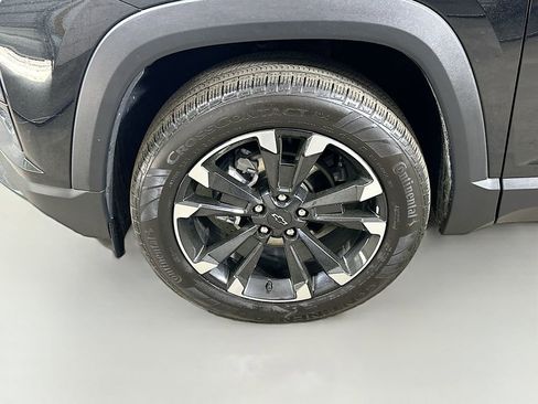 Used 2025 Chevrolet Equinox RS w/ Safety and Technology Package image 8