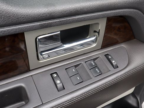 Used 2014 Ford F150 Platinum AWD/4WD image 17