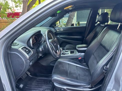 Used 2017 Jeep Grand Cherokee Altitude AWD/4WD image 15