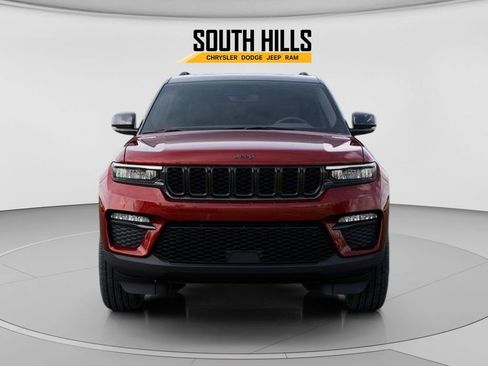 New 2025 Jeep Grand Cherokee Limited w/ MOPAR Finishing Package AWD/4WD image 6