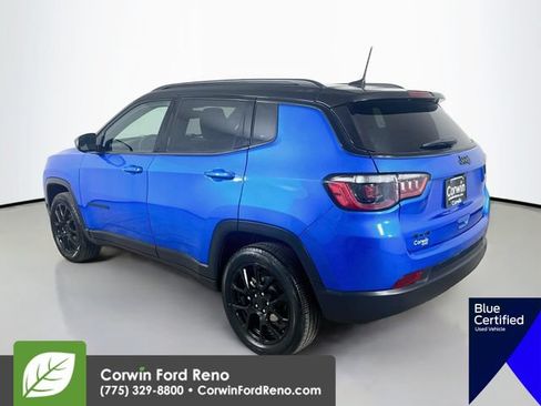 Used 2022 Jeep Compass Latitude w/ Sun and Sound Group AWD/4WD image 6