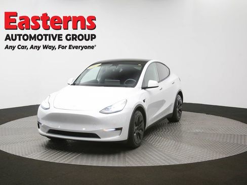 Used 2020 Tesla Model Y Long Range image 51