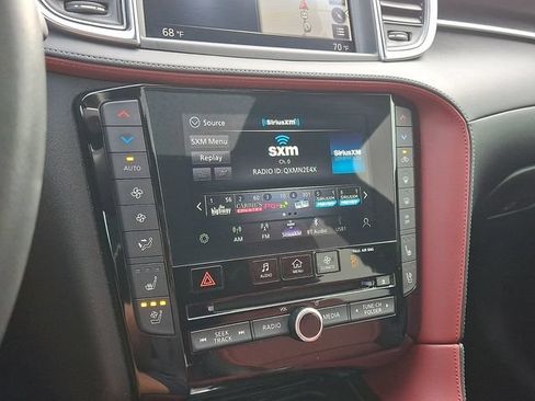 Used 2023 INFINITI QX55 Sensory w/ Lighting Package AWD/4WD image 16