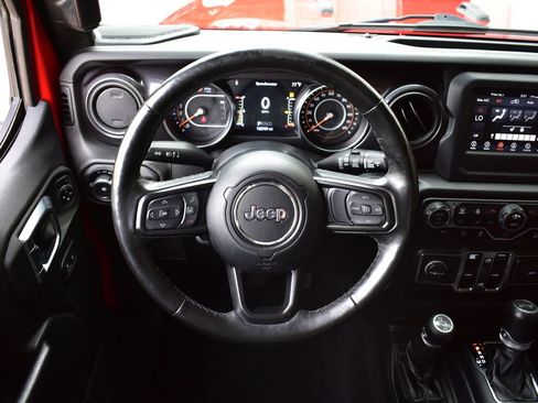 Used 2021 Jeep Wrangler Unlimited Sport AWD/4WD image 32