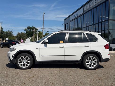 Used 2011 BMW X5 xDrive35i AWD/4WD image 22