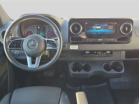 Used 2024 Mercedes-Benz Sprinter 144 Cargo image 9