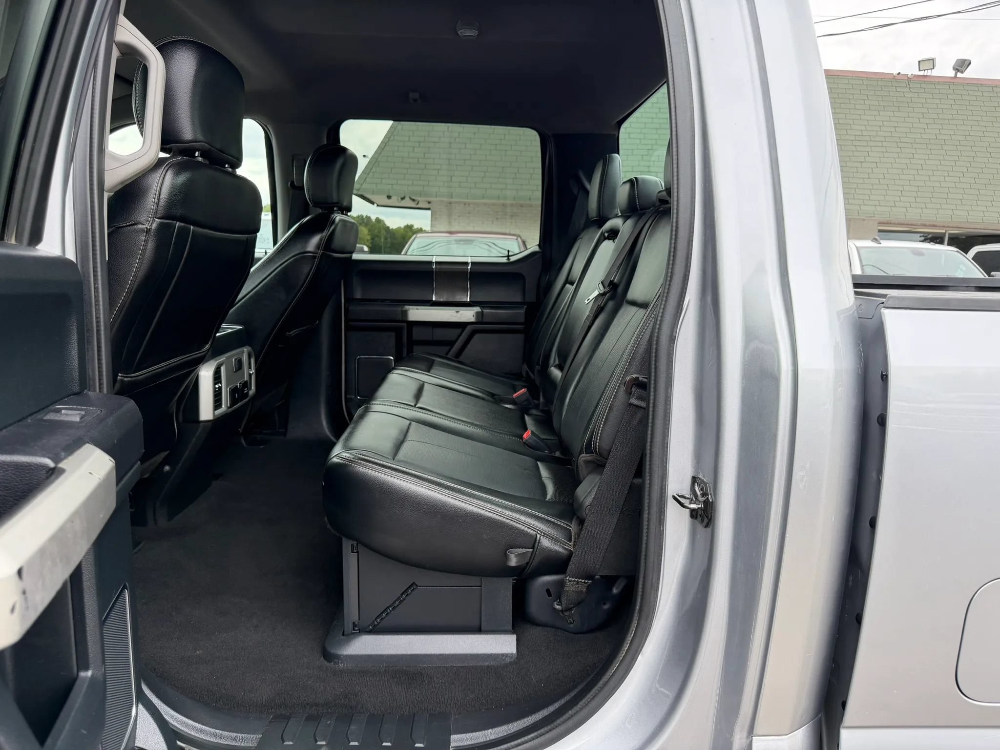 Used 2021 Ford F250 Lariat AWD/4WD image 21