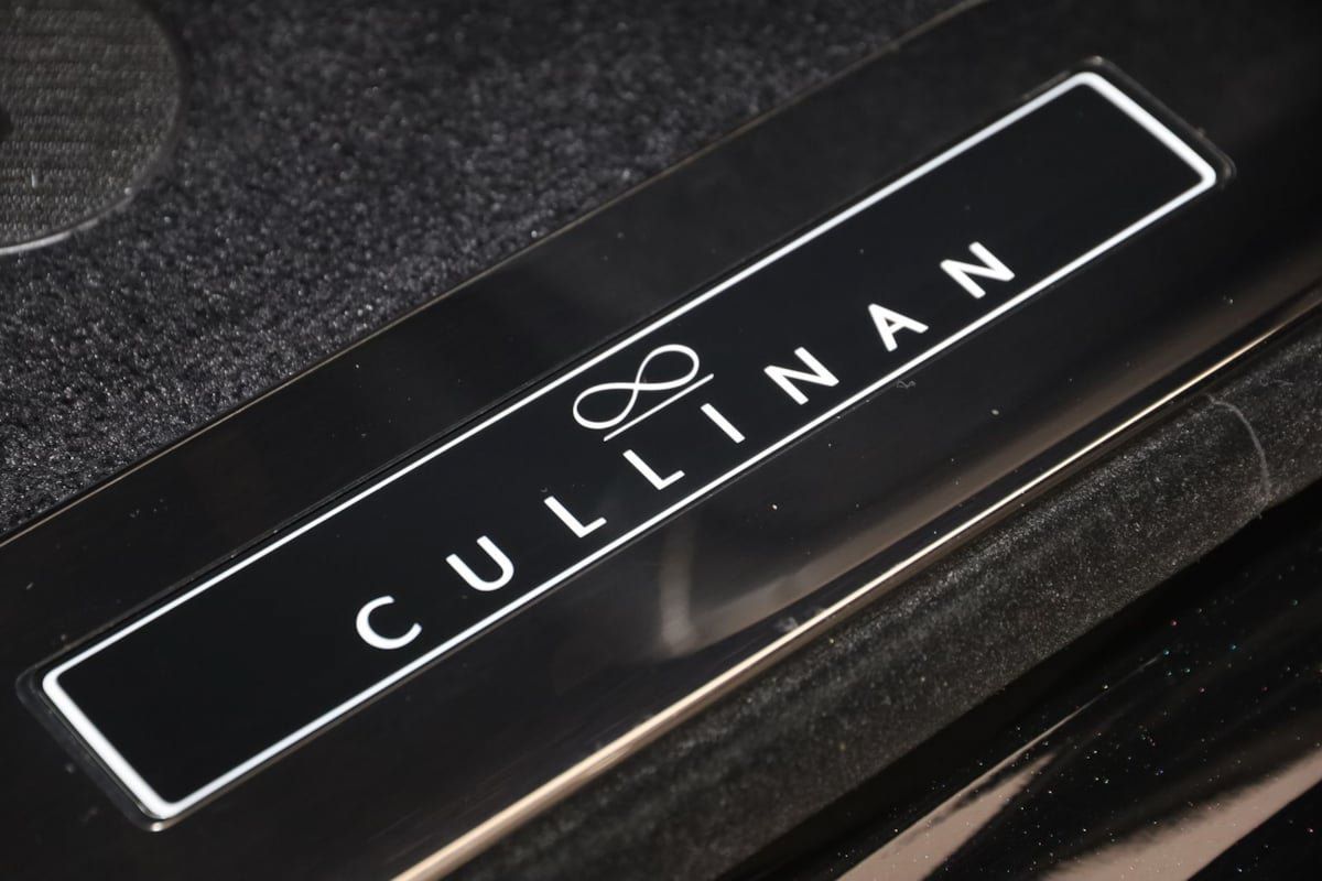 Used 2024 Rolls-Royce Cullinan Black Badge AWD/4WD image 85