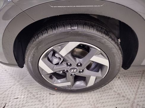 New 2026 Hyundai Venue SEL image 5