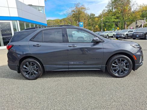 Used 2023 Chevrolet Equinox RS w/ LPO, Floor Liner Package image 7