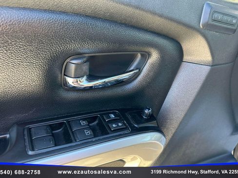 Used 2019 Nissan Titan PRO-4X w/ Pro-4x Convenience Package image 19