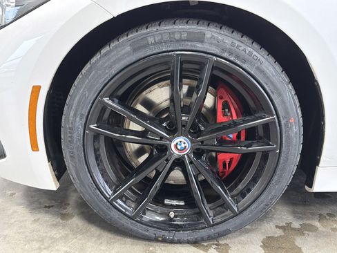 Used 2023 BMW M340i xDrive image 9