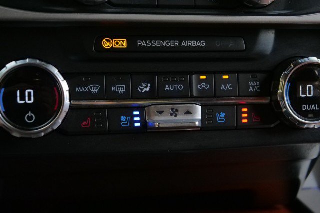Used 2022 Ford F350 King Ranch w/ Tremor Off-Road Package AWD/4WD image 22