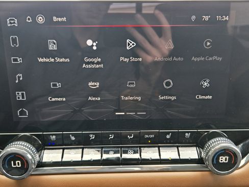 Used 2024 GMC Canyon AT4 w/ AT4 Premium Package image 12