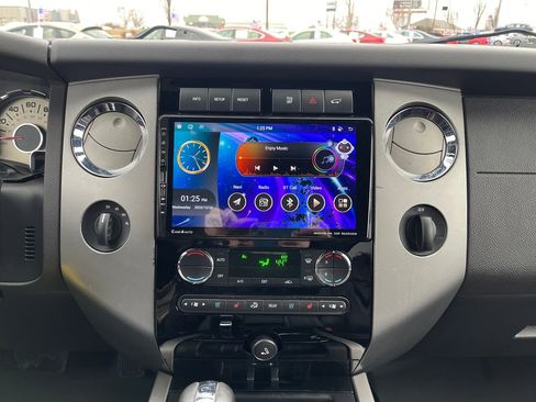 Used 2014 Ford Expedition Limited w/ Equipment Group 301A image 23