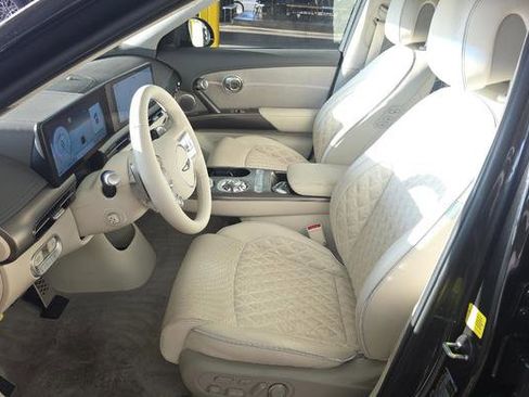 Used 2024 Genesis GV60 Performance AWD/4WD image 5