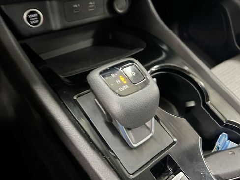 Used 2023 Nissan Rogue SV FWD image 17