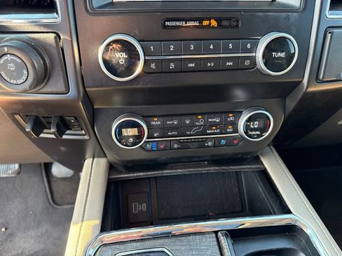 Used 2021 Ford Expedition Max Limited AWD/4WD image 25