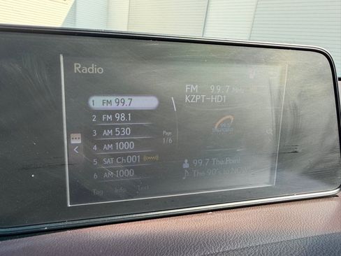 Used 2018 Lexus RX 450h AWD w/ Premium Package image 19