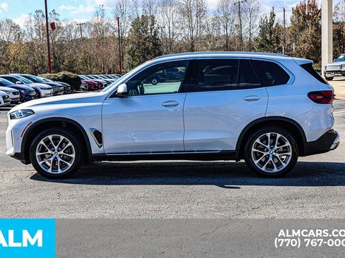 Used 2024 BMW X5 sDrive40i image 9