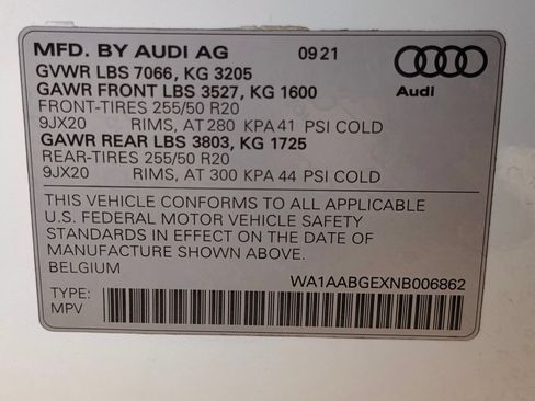 Used 2022 Audi e-tron Premium w/ Towing Package AWD/4WD image 55