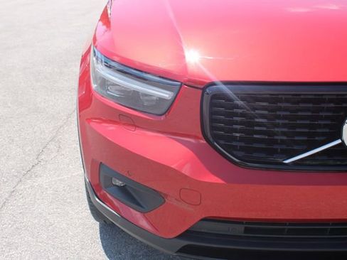 Used 2021 Volvo XC40 T5 R-Design w/ Advanced Package AWD/4WD image 41