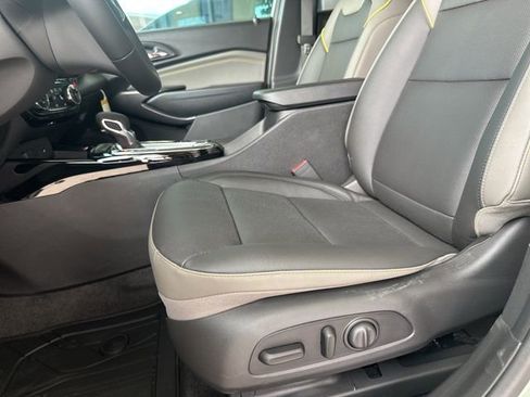 New 2026 Chevrolet Trax ACTIV w/ Sunroof Package image 14