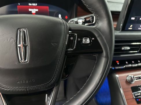 Used 2023 Lincoln Aviator Reserve w/ Equipment Group 201A image 15