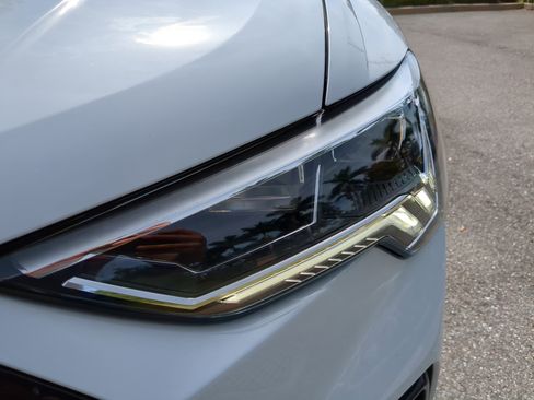 Certified 2025 Audi Q3 2.0T Premium w/ Convenience Package image 9