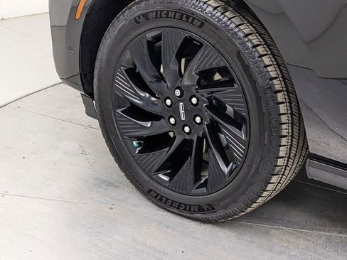 Used 2025 Lincoln Navigator Reserve w/ Jet Appearance Package AWD/4WD image 5