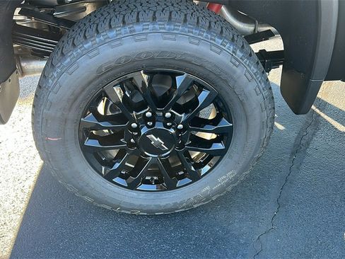 New 2026 Chevrolet Silverado 3500 LTZ w/ LTZ Plus Package image 11