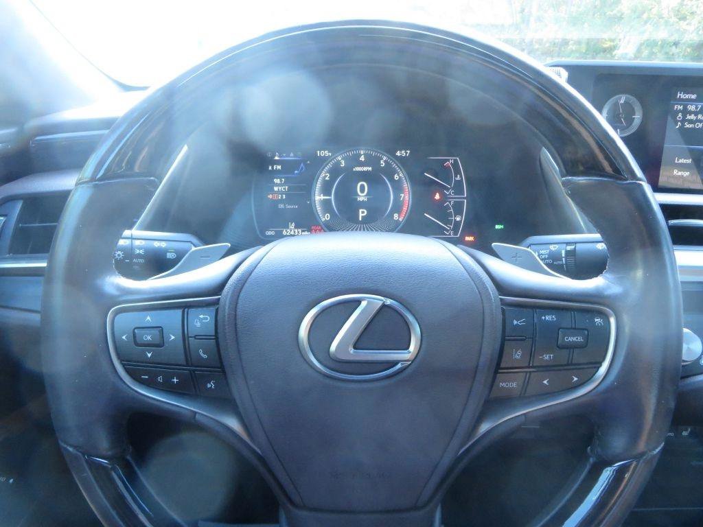 Used 2021 Lexus ES 350 w/ Premium Package FWD image 12