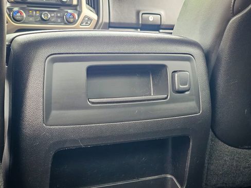 Used 2015 GMC Sierra 3500 Denali w/ Suspension Package, Off-Road image 33