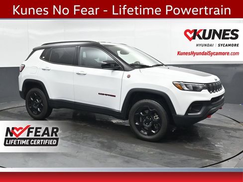 Used 2024 Jeep Compass Trailhawk image 1