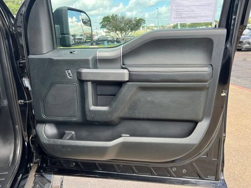 Used 2016 Ford F150 XLT w/ Equipment Group 301A Mid RWD image 12