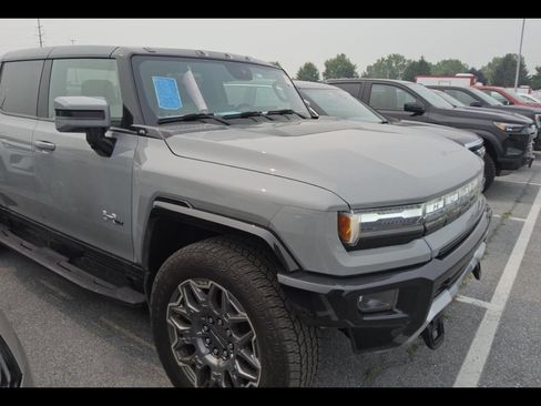 Used 2025 GMC Hummer EV 3X AWD/4WD image 2