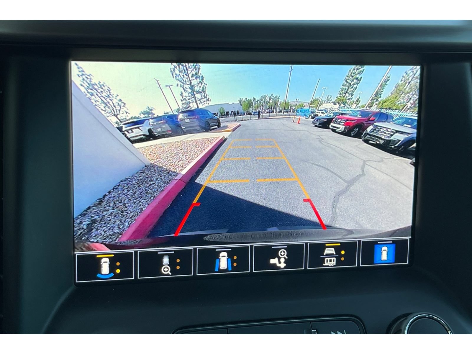 Used 2021 GMC Acadia AT4 w/ Technology Package AWD/4WD image 29