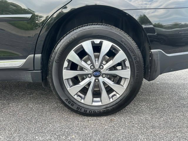 Used 2017 Subaru Outback 2.5i Touring w/ Popular Package #5A AWD/4WD image 6