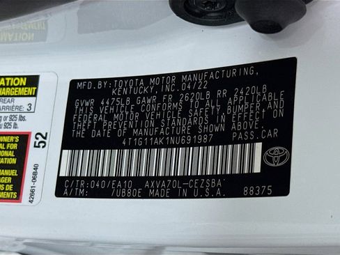 Certified 2022 Toyota Camry SE image 33