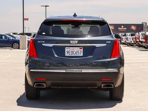 Used 2019 Cadillac XT5 Premium Luxury FWD image 5