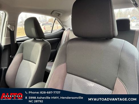 Used 2019 Toyota Corolla LE image 8