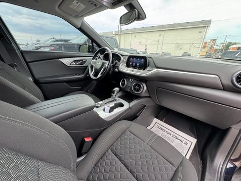 Used 2020 Chevrolet Blazer LT FWD image 28