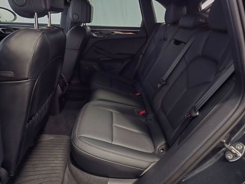 Certified 2026 Porsche Macan Turbo AWD/4WD image 20