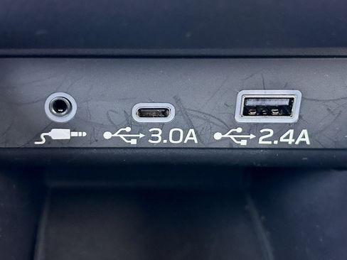 Used 2024 Subaru Outback Limited image 28